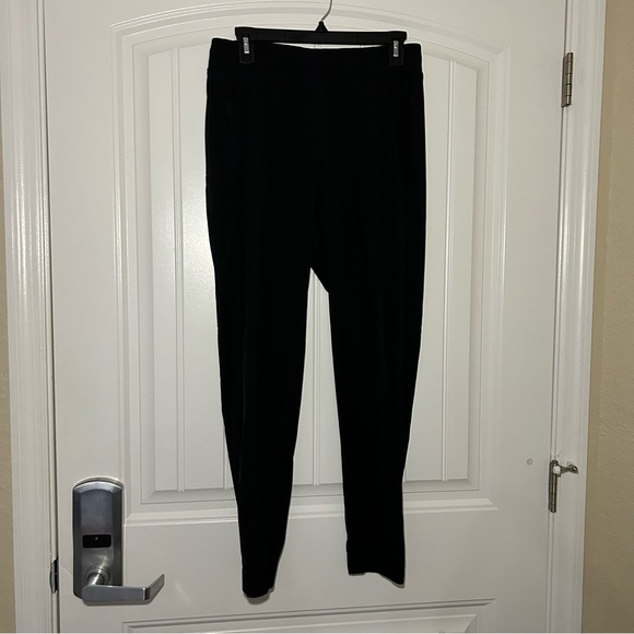 Athleta Black Brooklyn Joggers Size 4 - Picture 1 of 9